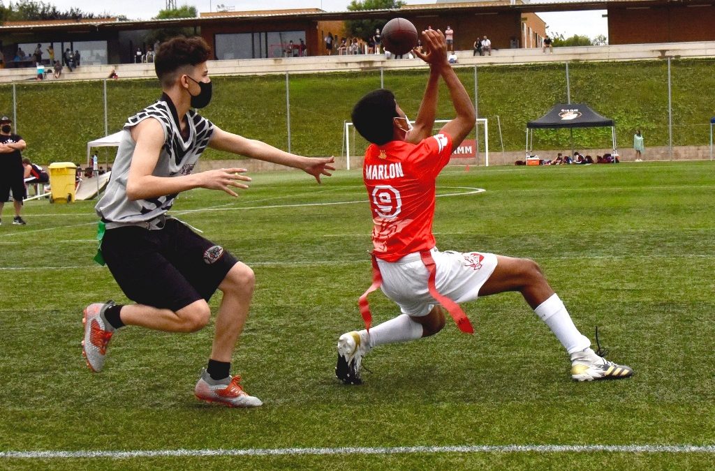 Badalona acull l’inici de les Copes Catalanes Benjamí i Infantil de Futbol Flag i del grup A de la categoria Open