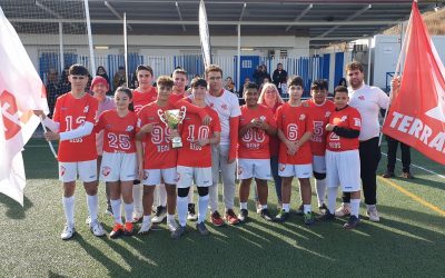 Els Terrassa Reds, campions de la Copa Catalana Infantil de Futbol Flag