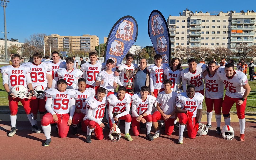 Els Reds es proclamen campions de la Copa Catalana Cadet i els Dracs Plata conquereixen la Copa Aleví de Futbol Flag