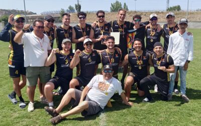 Títol per a Pagesos i plata per a Meerkats a la Spanish Flag Bowl